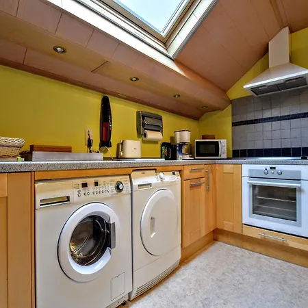 Peaceful Escape, Malmedy, Cleaning Included 아파트
