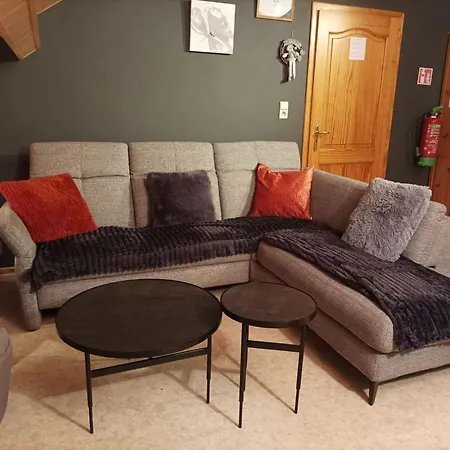 Peaceful Escape, Malmedy, Cleaning Included 아파트 *
